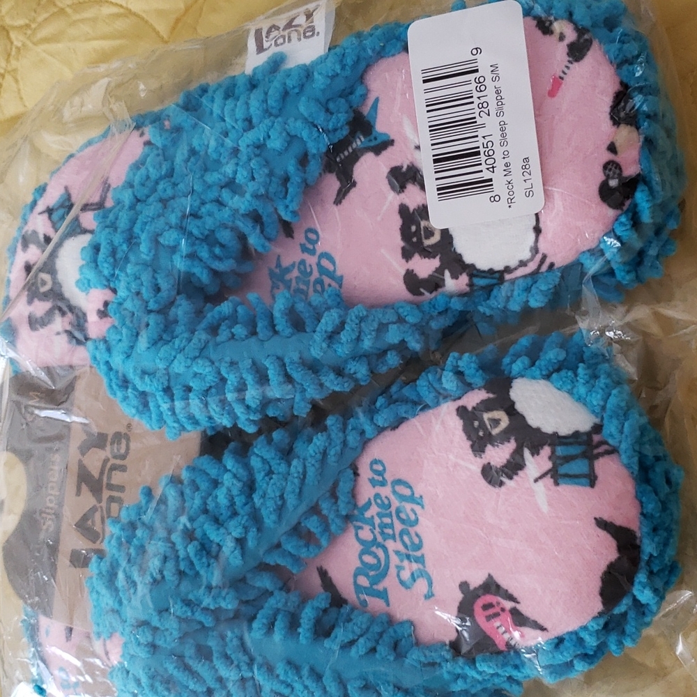 Girls slippers